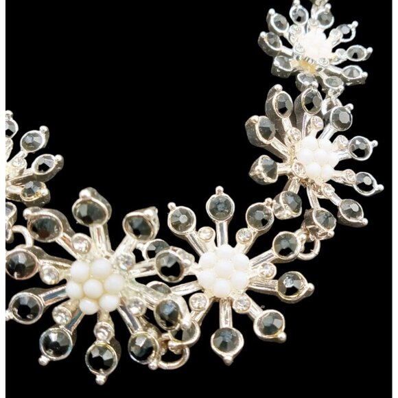 Necklace Snowflake Look Clear White Silver Black 19.25 Inch Adjust Lobster Clasp - Picture 8 of 13